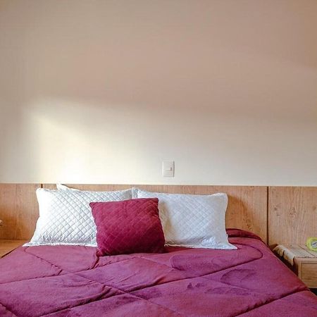 Flat Novo, Aconchegante E No Coracao Do Capivari / Internet + Aquecedores Кампус-ду-Жордау Экстерьер фото