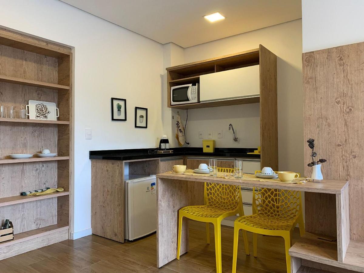 Flat Novo, Aconchegante E No Coracao Do Capivari / Internet + Aquecedores Кампус-ду-Жордау Экстерьер фото