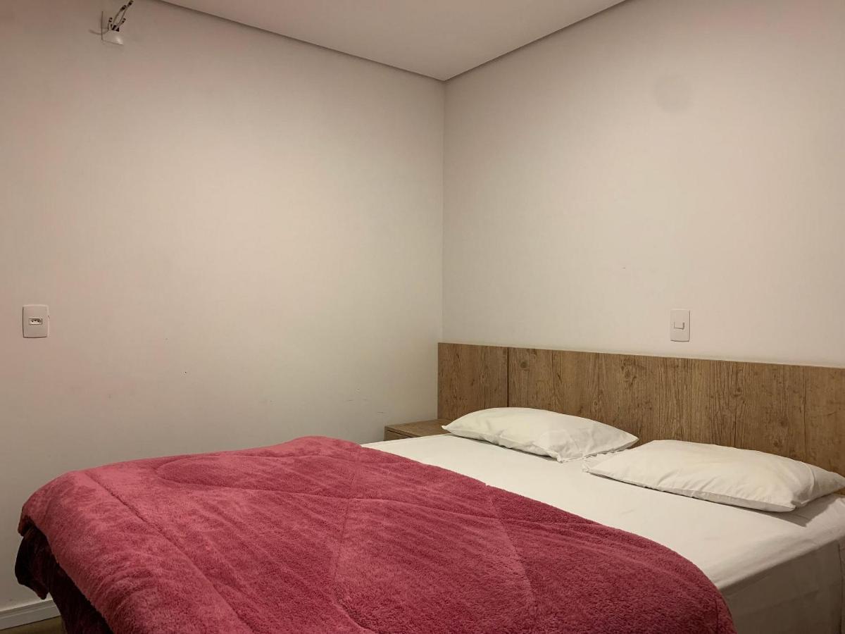 Flat Novo, Aconchegante E No Coracao Do Capivari / Internet + Aquecedores Кампус-ду-Жордау Экстерьер фото