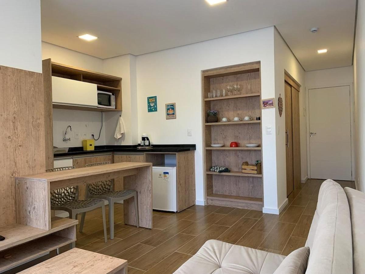 Flat Novo, Aconchegante E No Coracao Do Capivari / Internet + Aquecedores Кампус-ду-Жордау Экстерьер фото