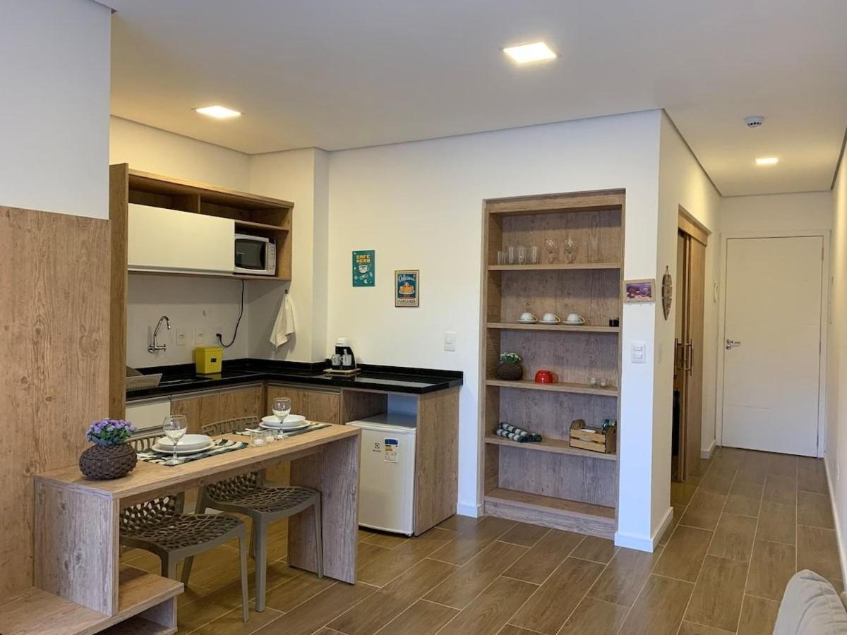 Flat Novo, Aconchegante E No Coracao Do Capivari / Internet + Aquecedores Кампус-ду-Жордау Экстерьер фото